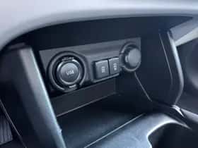 Suzuki Swift (2025) thumbnail 23