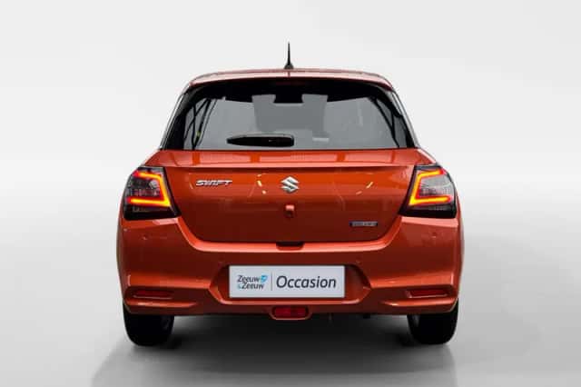 Suzuki Swift (2025) thumbnail 6