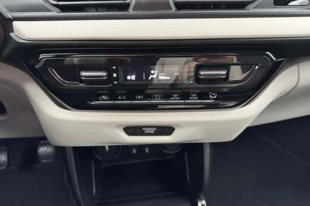 Suzuki Swift (2025) thumbnail 23