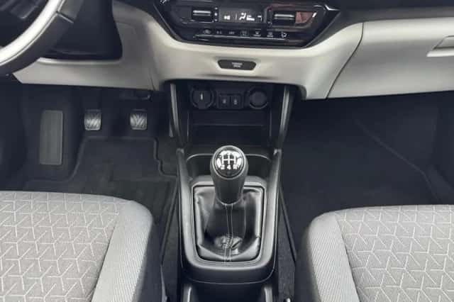 Suzuki Swift (2025) thumbnail 25