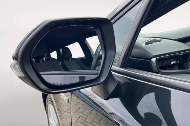 Suzuki Swace (2024) thumbnail 8