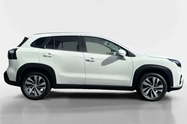 Suzuki S-Cross (2026) thumbnail 5