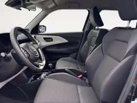 Suzuki Swift (2025) thumbnail 15