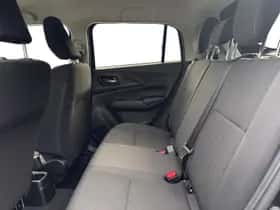 Suzuki Swift (2025) thumbnail 16