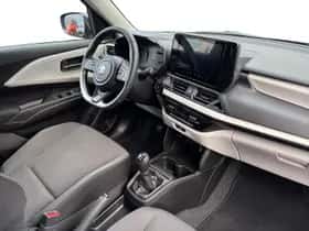 Suzuki Swift (2025) thumbnail 9