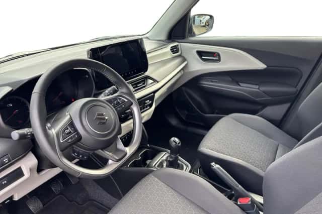 Suzuki Swift (2025) thumbnail 10