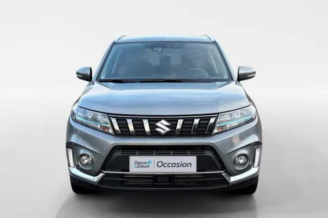 Suzuki Vitara (2023) thumbnail 2