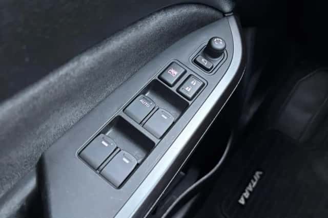 Suzuki Vitara (2023) thumbnail 18
