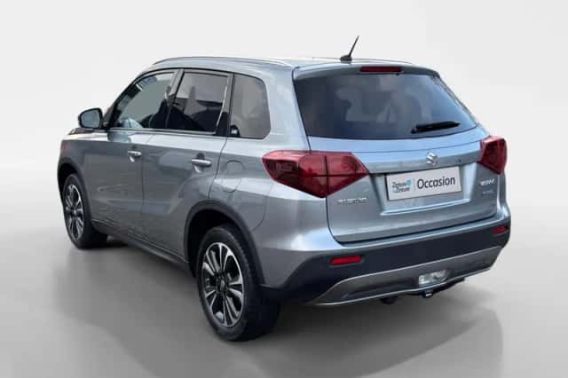 Suzuki Vitara (2023) thumbnail 7