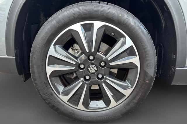 Suzuki Vitara (2023) thumbnail 8