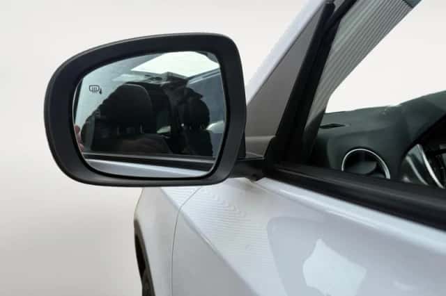 Suzuki Vitara (2025) thumbnail 11