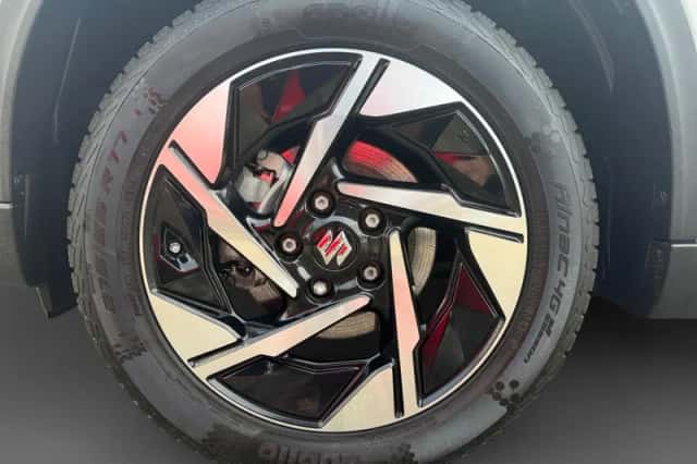 Suzuki Vitara (2025) thumbnail 10
