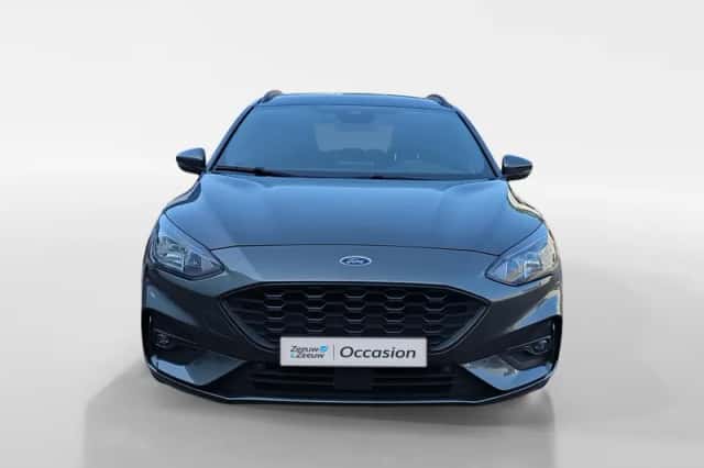 Ford Focus (2021) thumbnail 4