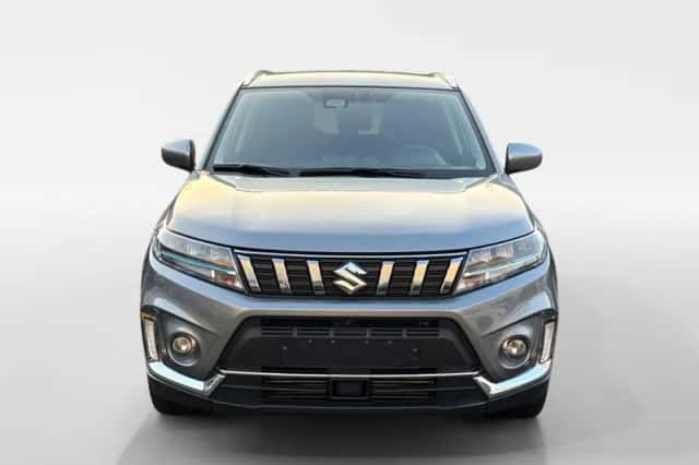 Suzuki Vitara (2023) thumbnail 2