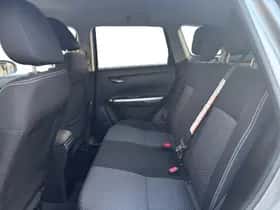 Suzuki Vitara (2023) thumbnail 17