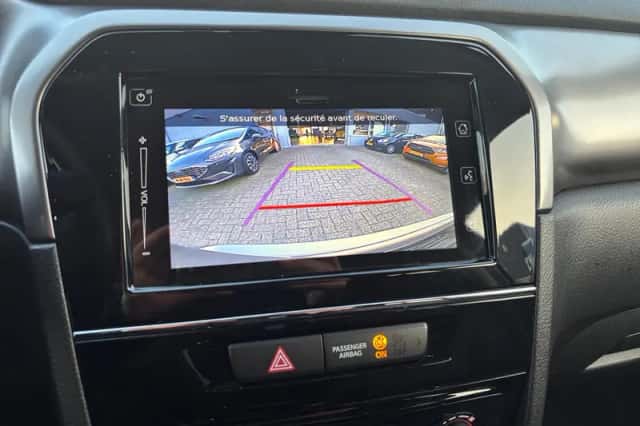Suzuki Vitara (2023) thumbnail 18