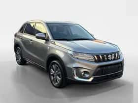 Suzuki Vitara (2023) thumbnail 3