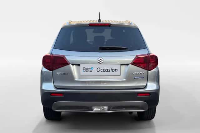 Suzuki Vitara (2023) thumbnail 6