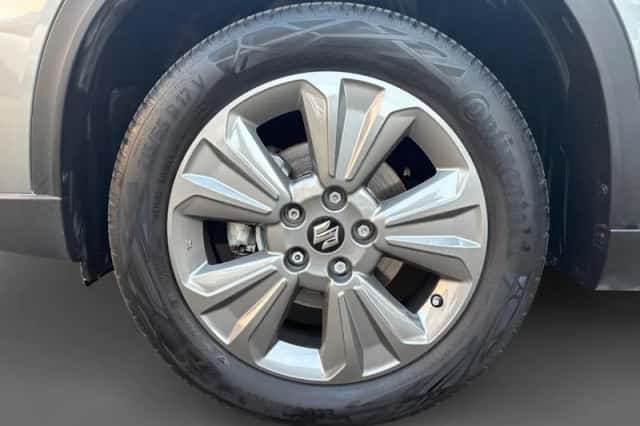 Suzuki Vitara (2023) thumbnail 8