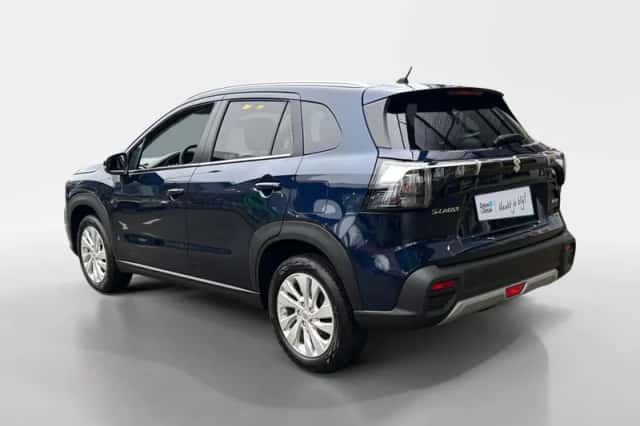 Suzuki S-Cross (2026) thumbnail 3