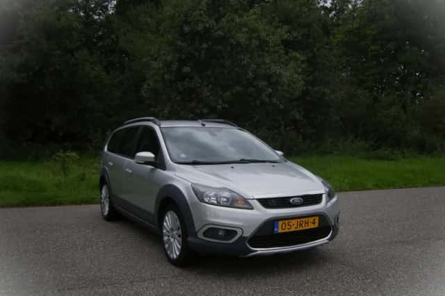 Ford Focus (2009) thumbnail 1