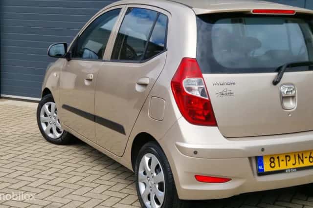 Hyundai i10 (2011) thumbnail 5