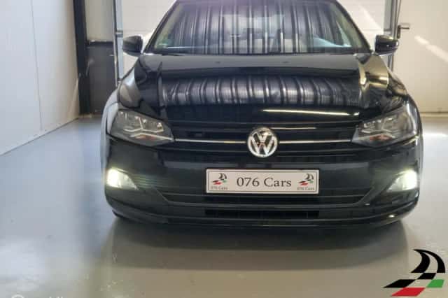 Volkswagen Polo (2018) thumbnail 2