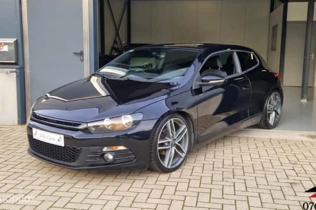 Volkswagen Scirocco (2010) thumbnail 2