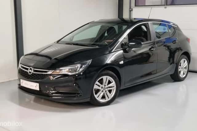 Opel Astra (2018) thumbnail 6