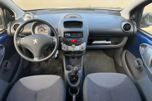 Peugeot 107 (2007) thumbnail 3