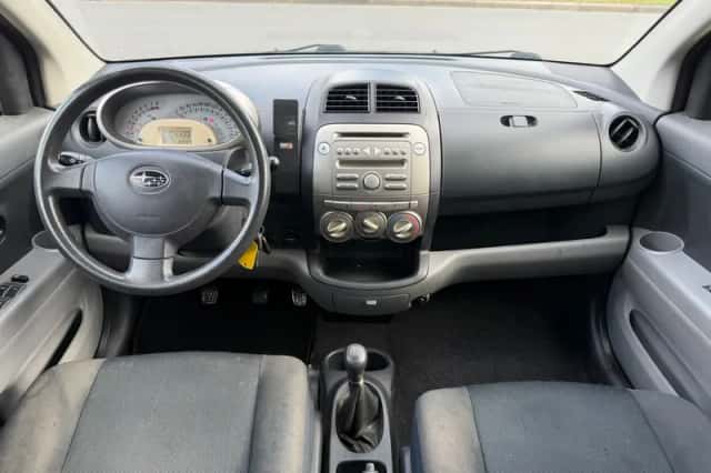 Subaru Justy (2009) thumbnail 3