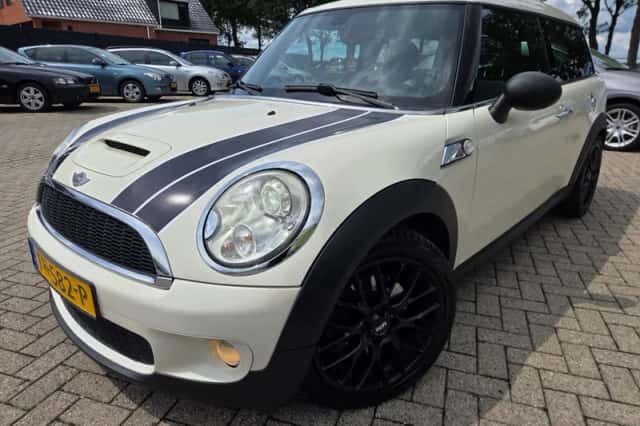 MINI Clubman (2008) thumbnail 1
