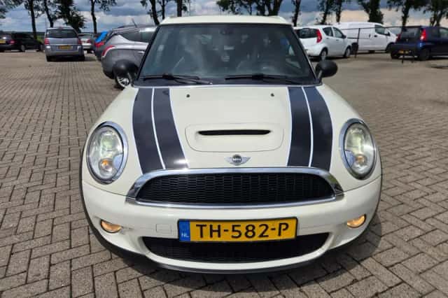 MINI Clubman (2008) thumbnail 6