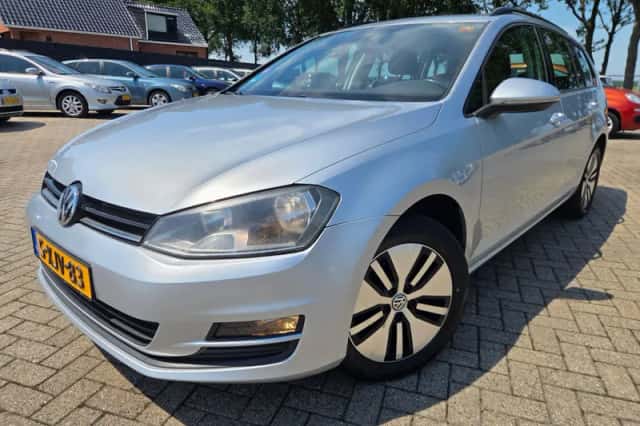 Volkswagen Golf (2014) thumbnail 1