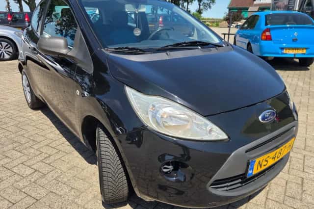 Ford Ka (2009) thumbnail 2