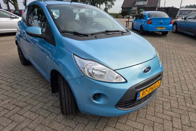 Ford Ka (2011) thumbnail 2