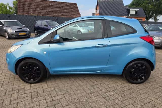 Ford Ka (2011) thumbnail 5