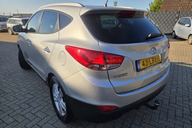 Hyundai ix35 (2010) thumbnail 4