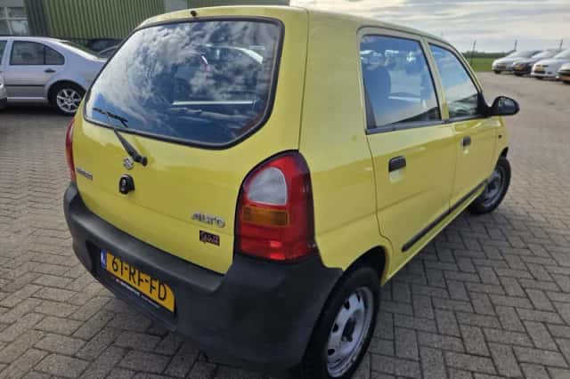 Suzuki Alto (2005) thumbnail 3