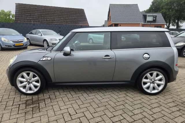MINI Clubman (2007) thumbnail 5