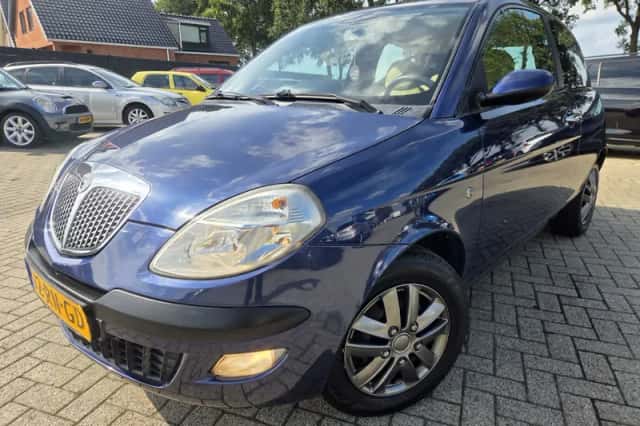 Lancia Ypsilon (2005) thumbnail 1