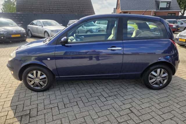 Lancia Ypsilon (2005) thumbnail 5