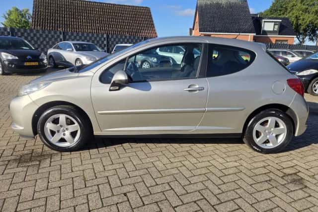 Peugeot 207 (2006) thumbnail 5