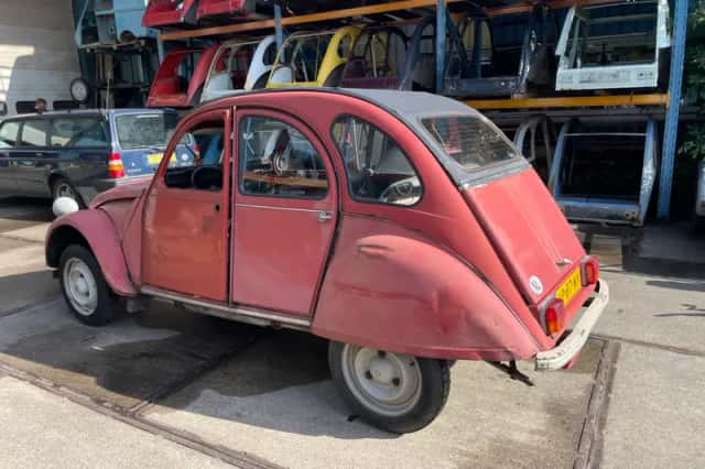 Citroën 2CV (1982) thumbnail 1