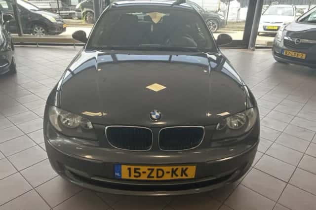 BMW 1-Serie (2008) thumbnail 2