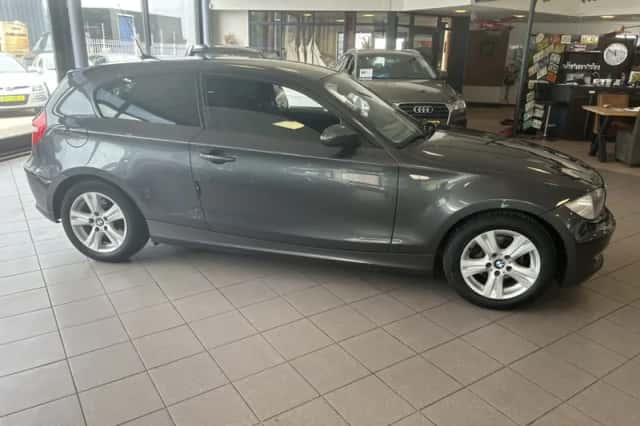 BMW 1-Serie (2008) thumbnail 5