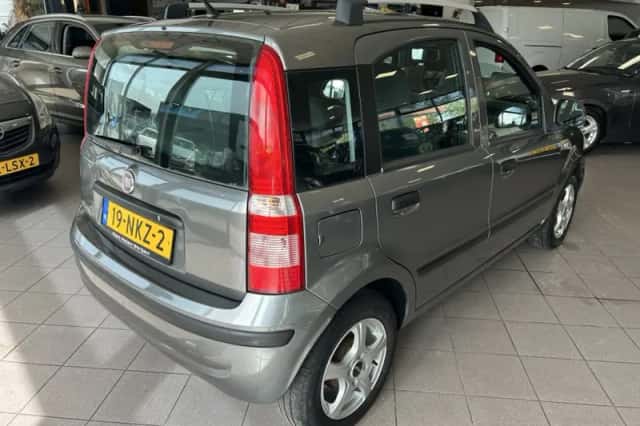 Fiat Panda (2010) thumbnail 6