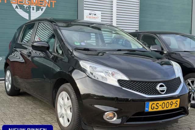 Nissan Note (2015) thumbnail 1