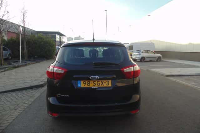 Ford C-Max (2011) thumbnail 3