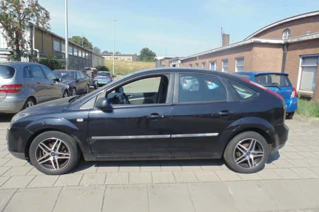 Ford Focus (2005) thumbnail 1